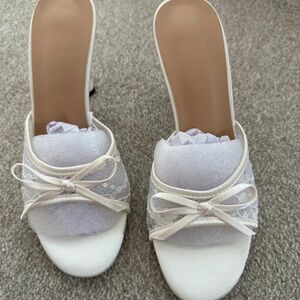 Zara Elegant White Bow Heels
